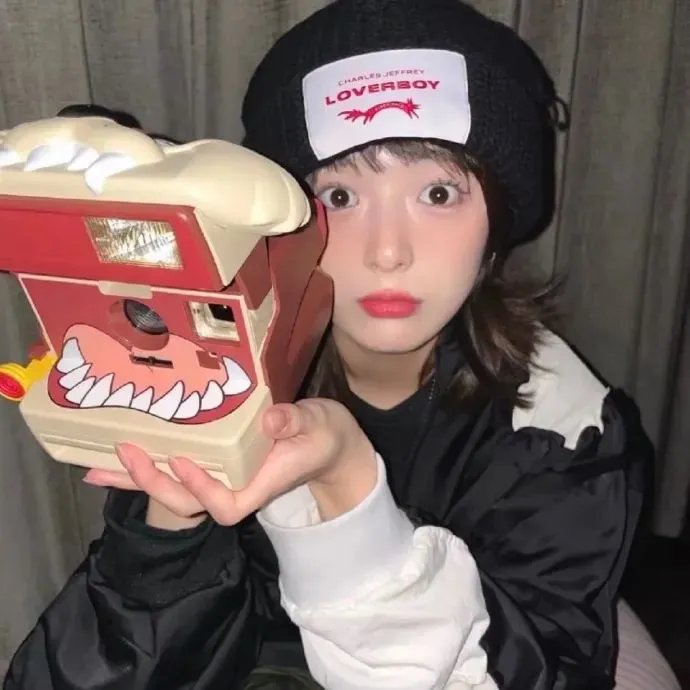 苏醒的亚当